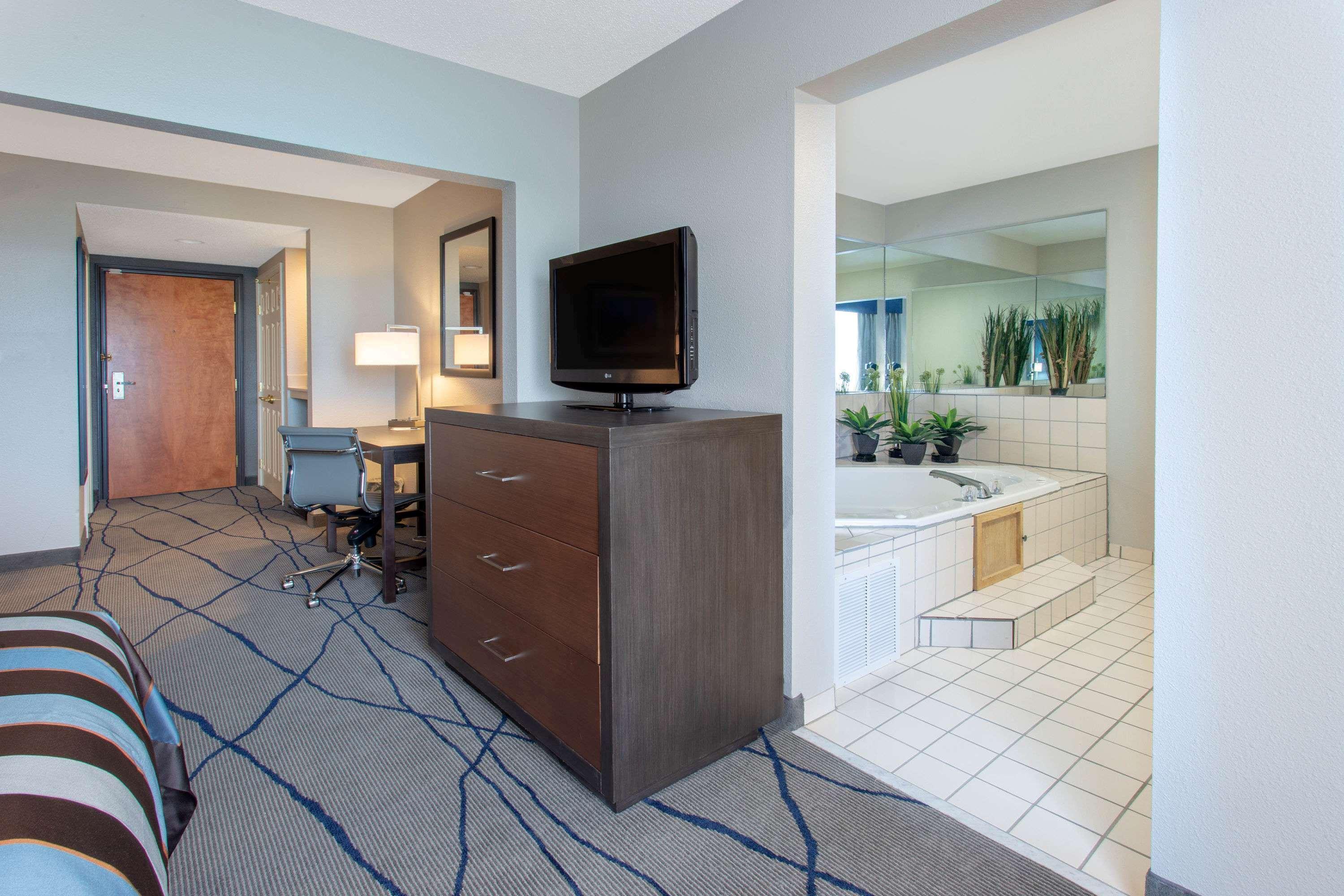 Wingate By Wyndham Indianapolis Airport Plainfield Hotel Exterior foto