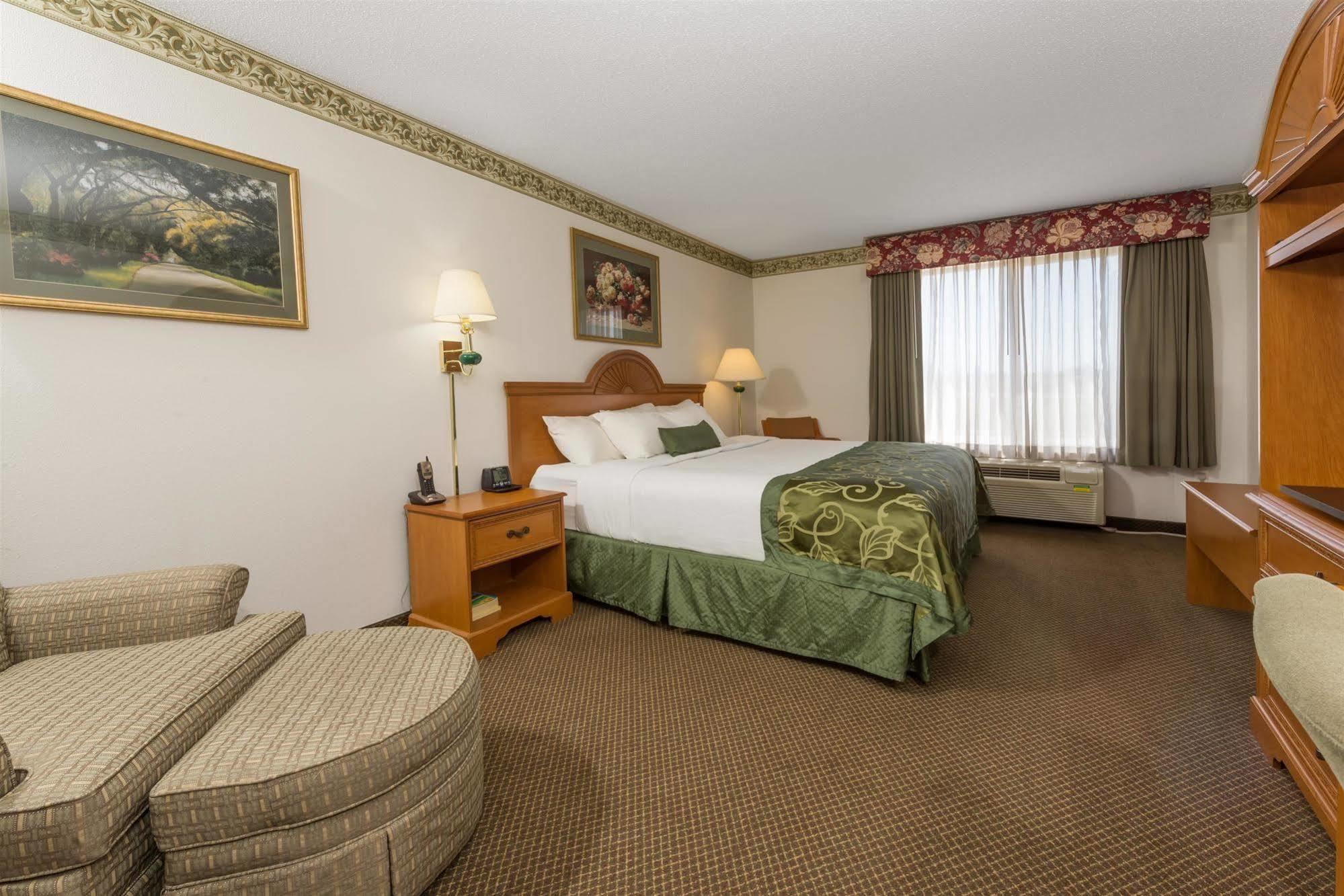 Wingate By Wyndham Indianapolis Airport Plainfield Hotel Exterior foto